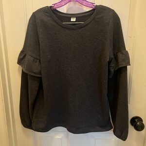 EUC Old Navy Women’s Ruffle Sleeve Crew in Charcoal - Sz Medium